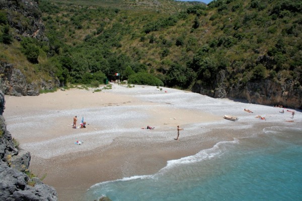 Spiaggia Cala Fetente A Palinuro Campania Beachoo